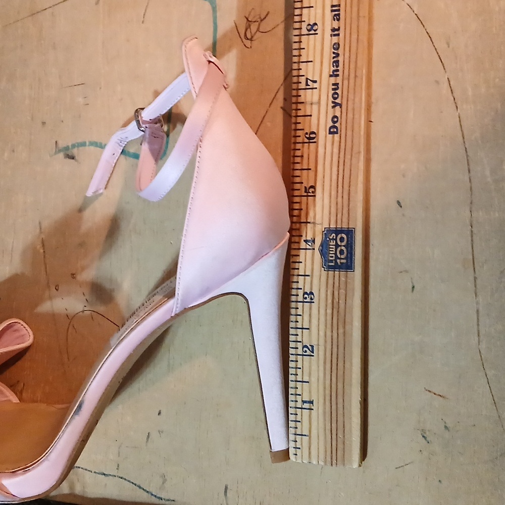 Gianni Bini Women's Size 9.5 Elegant Pink Bow Heels - Picture 5 of 5